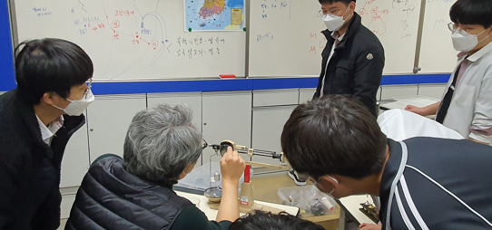 2021학년도 영재학급 물리학part 활동(고체의 비중 탐구실험 방법 토의(2)).bmp